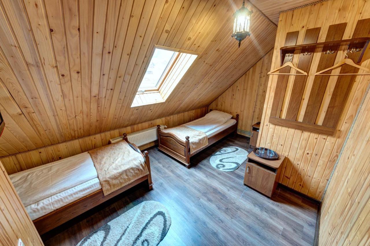 Milli & Jon Hotel Bukovel Exterior photo