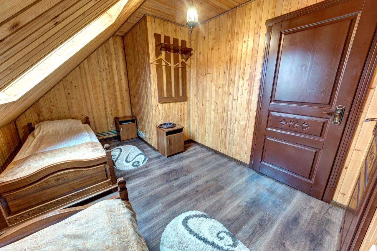 Milli & Jon Hotel Bukovel Exterior photo